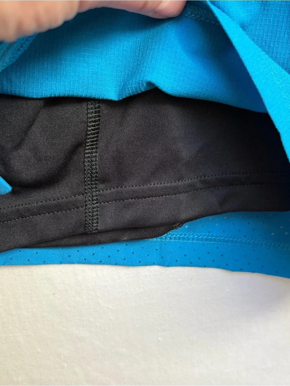 Under Armour Teal-Blue Men's Medium 2-in-1 Running Shorts - NEW